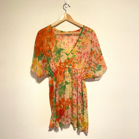 floral beach coverup - Picture 1 of 3